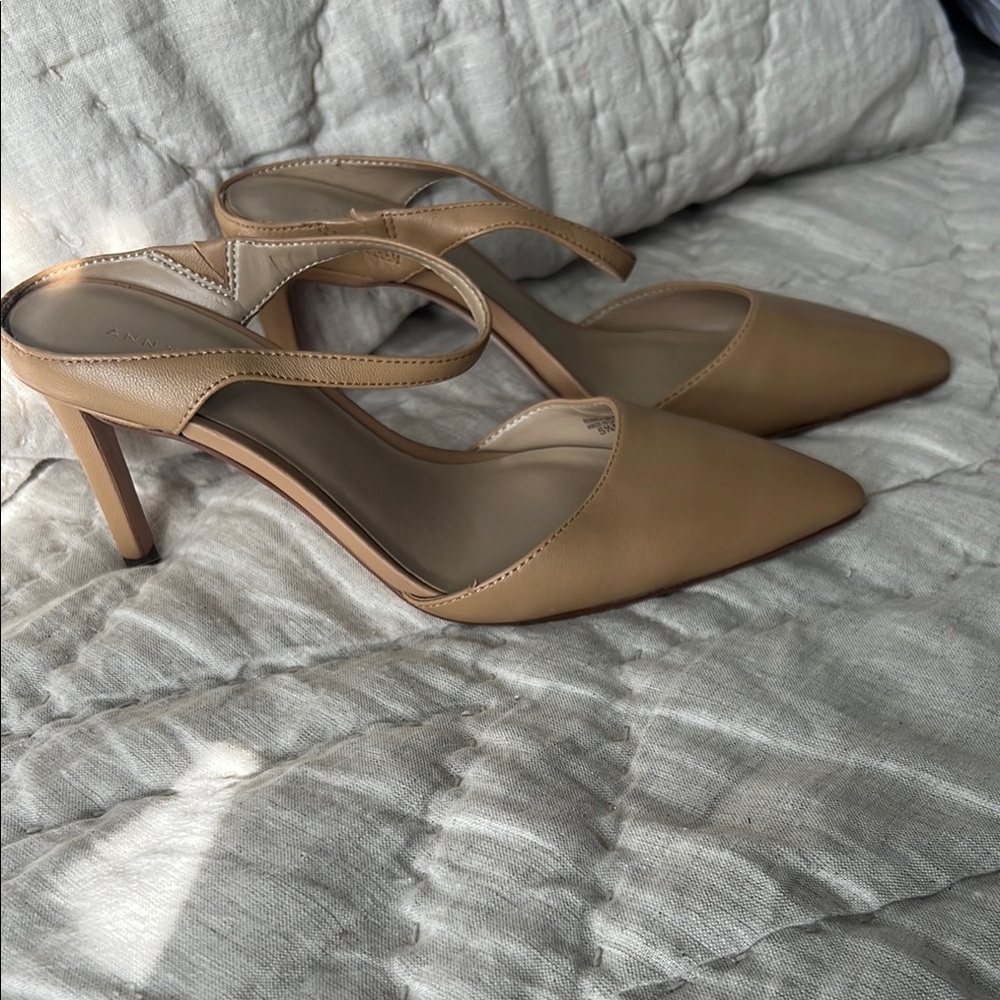 Ann Taylor Tan Women's Heels size 6